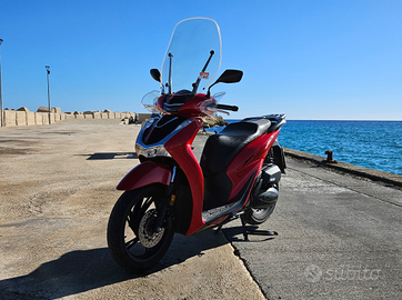 Honda SH 150i 2023