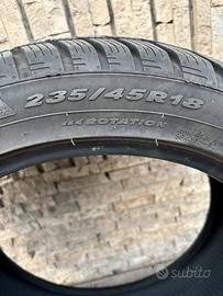 Gomme Invernali 235/45 R18