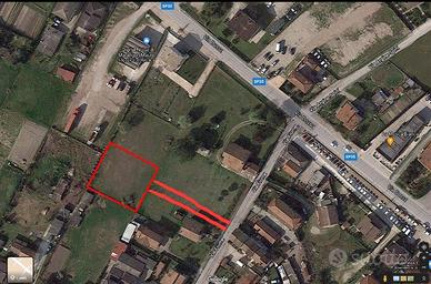 Terreno Edificabile 800 mq Riservato con Accesso
