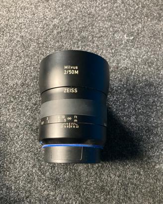 Zeiss Milvus 50mm f2 Macro EF attacco Canon