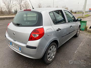 Renault clio 2 serie