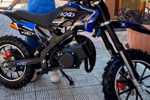 Veno motocross 50cc mai usato nuozo di zecca