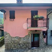 3 LOCALI A ADRARA SAN ROCCO