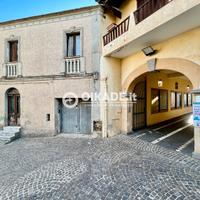 Pula - Indipendente con ampio cortile in centro