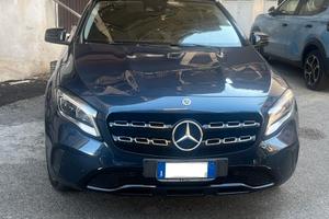 MERCEDES GLA 200 d Automatic