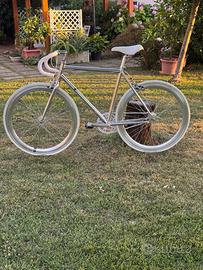 BiciMBM Metal Fixed 28” Telaio Alluminio