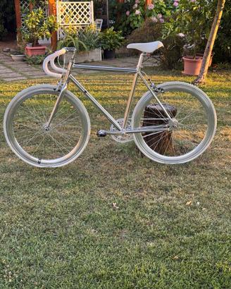 BiciMBM Metal Fixed 28” Telaio Alluminio
