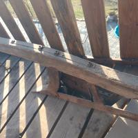 Aratro antico in legno