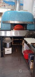 Forno a legna per pizzeria