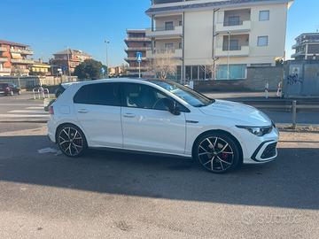 Golf gtd 8