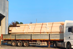 Semirimorchio aperto.con sponde