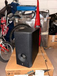 Yamaha SW-201 Subwoofer attivo