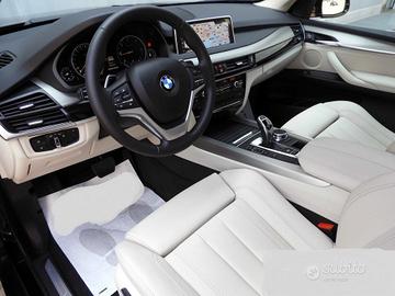 BMW X5 (F15) - 2017 - Da Vetrina
