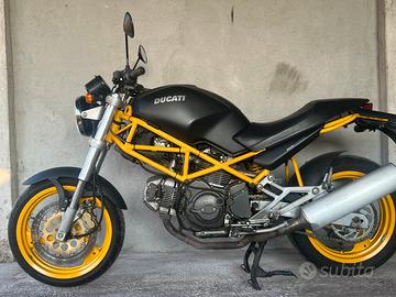 Ducati monster 600 dark