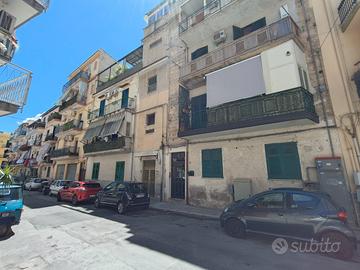 Via Scillato Perpignao Alta Bilocale con terrazzo
