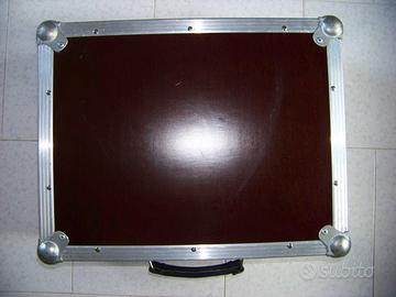 Valigia Portastrumentazione Componenti Audio HI-FI