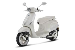 Vespa 125 Sprint JUSTIN BIEBER