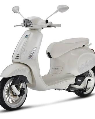 Vespa 125 Sprint JUSTIN BIEBER