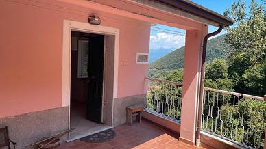 casa indipendente  loc. Biassa