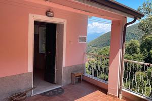 casa indipendente  loc. Biassa