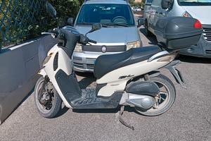 scooter 150 SH
