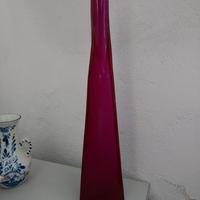 vaso alto fucsia piramide 