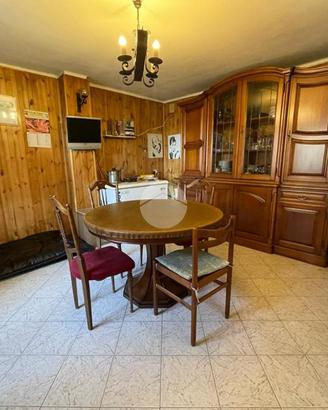 CASA SEMINDIPENDENTE A VALGIOIE