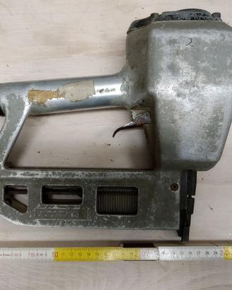 Chiodatrice pneumatica marca ATRO da 60