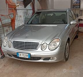 Mercedes E270