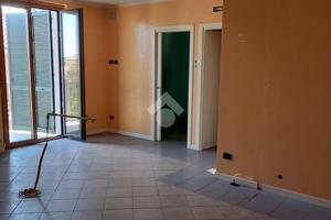 LABORATORIO A LAZZATE