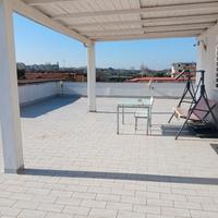 Magnifico monolocale completamente arredato