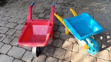 carriola giocattolo bambino