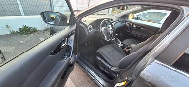Nissan Qashqai  Acenta
