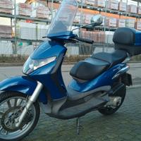Piaggio Beverly 250