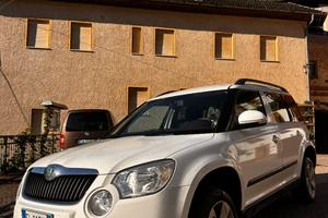 SKODA YETI 4x4  *gancio traino