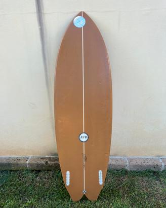 Tavola Surf board twin fin 5.9 fish