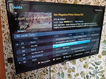TV HD 32 POLLICI SAMSUNG , PERFETTA E FUNZIONANTE