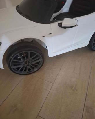 Maserati ghibli elettrica per bambini
