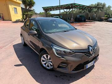 Renault Clio TCe 100 CV 5 porte Intens