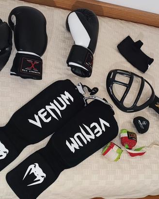 Protezioni kickboxing, boxe, pugilato 