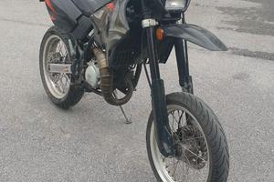 Aprilia super motard 50
