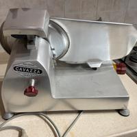 Affettatrice elettrica Cavazza