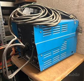 Saldatrice A Eletrodo