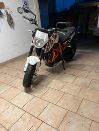 Ktm Duke 690 ABS