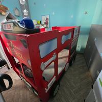 Letto bambino CAMION DEI POMPIERI con LUCI 