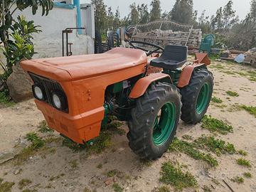 Trattore agricolo goldoni