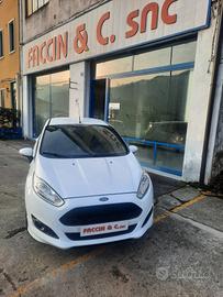 Ford Fiesta 1.5 TDCi 95CV 5 porte ST-Line