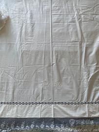 Telo multiuso ricamato a mano