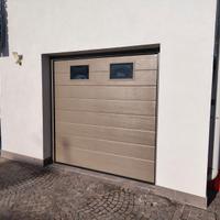 Portone sezionale  garage