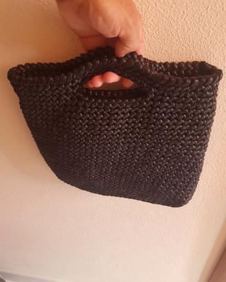 Borsetta handmade in fettuccia nera